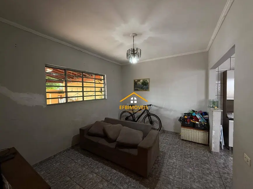 Foto 2 de Casa com 2 quartos à venda, 150m2 em Parque Residencial Jaguari, Americana - SP