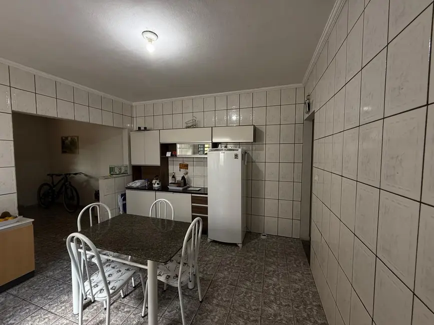 Casa com 2 quartos à venda, 150m2 em Parque Residencial Jaguari, Americana - SP - imagem 6 Foto 6 de Casa com 2 quartos à venda, 150m2 em Parque Residencial Jaguari, Americana - SP