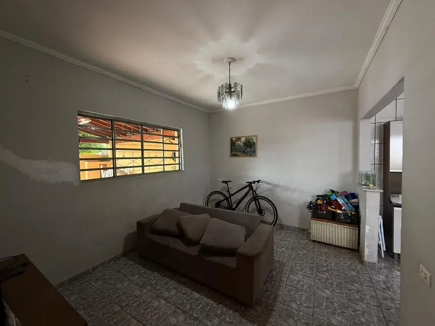 Casa com 2 quartos à venda, 150m2 em Parque Residencial Jaguari, Americana - SP - imagem 2 Foto 2 de Casa com 2 quartos à venda, 150m2 em Parque Residencial Jaguari, Americana - SP