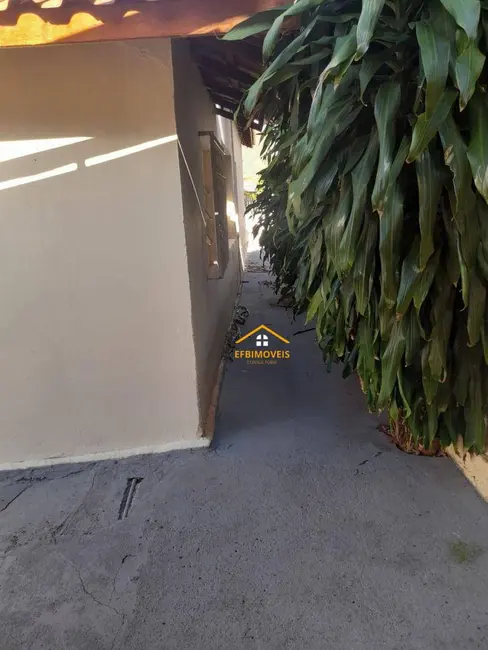 Foto 9 de Casa com 3 quartos à venda, 300m2 em Jardim Santa Rosa, Nova Odessa - SP