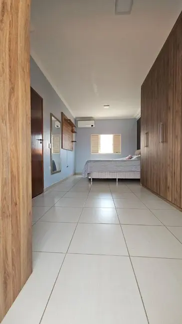Foto 4 de Sobrado com 2 quartos à venda, 160m2 em Jardim Santa Rita I, Nova Odessa - SP