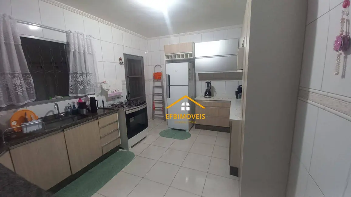 Sobrado com 4 quartos à venda, 214m2 em Jardim Campo Belo, Sumare - SP - imagem 9 Foto 9 de Sobrado com 4 quartos à venda, 214m2 em Jardim Campo Belo, Sumare - SP