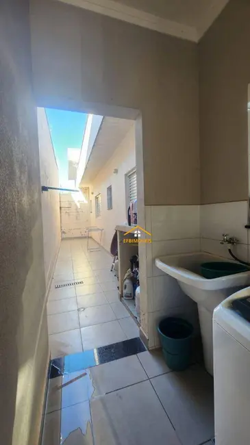 Foto 3 de Casa com 3 quartos à venda, 160m2 em Jardim Campos Verdes, Nova Odessa - SP