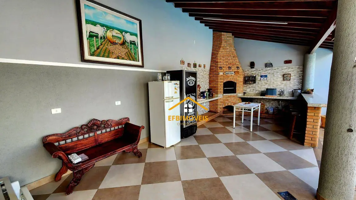 Foto 2 de Casa com 3 quartos à venda, 450m2 em Parque Residencial Klavin, Nova Odessa - SP