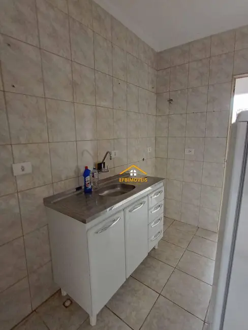 Foto 2 de Sobrado com 2 quartos à venda, 180m2 em Parque Novo Mundo, Americana - SP