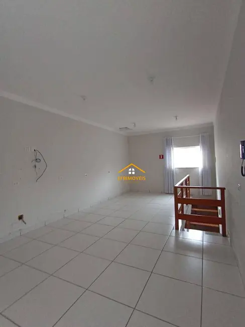 Foto 1 de Sobrado com 2 quartos à venda, 180m2 em Parque Novo Mundo, Americana - SP