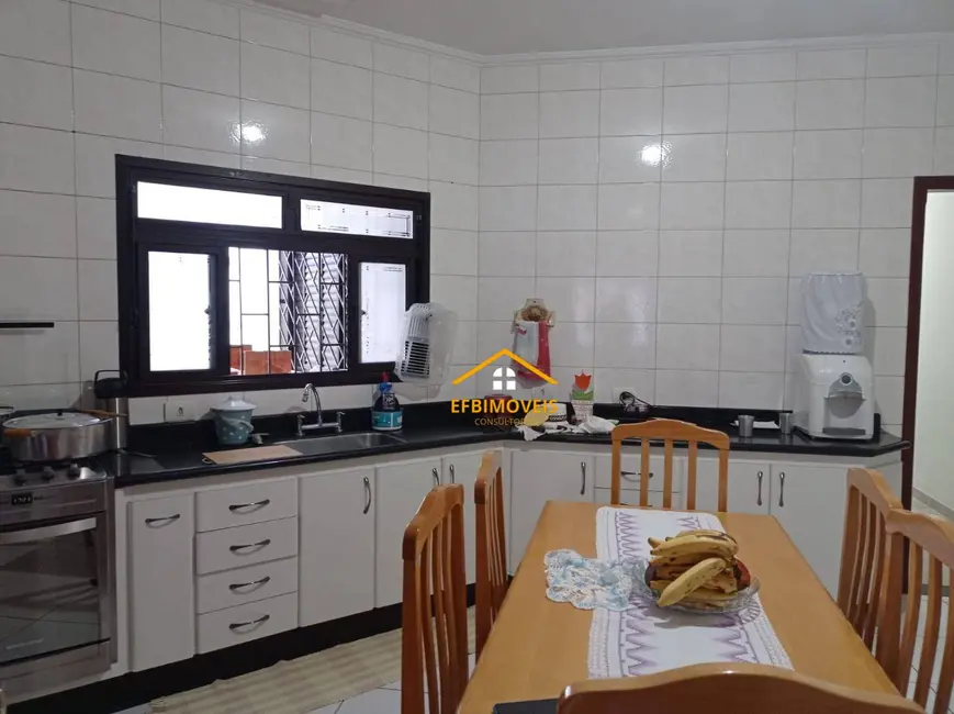 Foto 2 de Sobrado com 3 quartos à venda, 240m2 em Parque Novo Mundo, Americana - SP