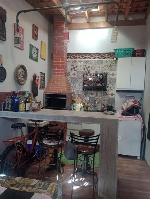 Foto 2 de Sobrado com 2 quartos à venda, 67m2 em Centro, Nova Odessa - SP