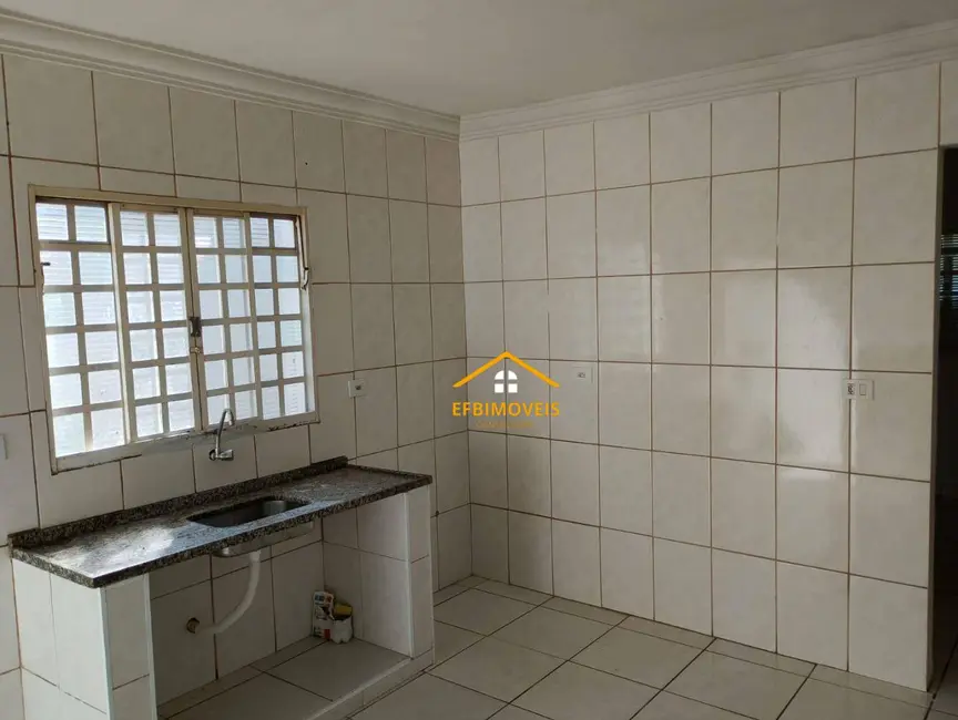Foto 3 de Casa com 2 quartos à venda, 160m2 em Jardim Capuava, Nova Odessa - SP