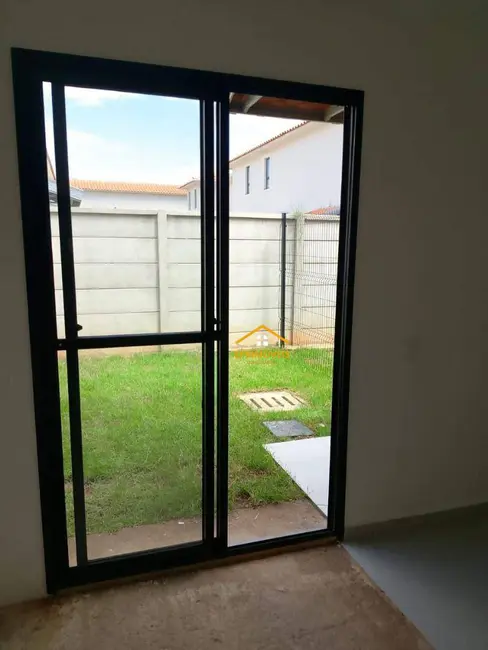 Foto 2 de Sobrado com 2 quartos à venda, 50m2 em Americana - SP