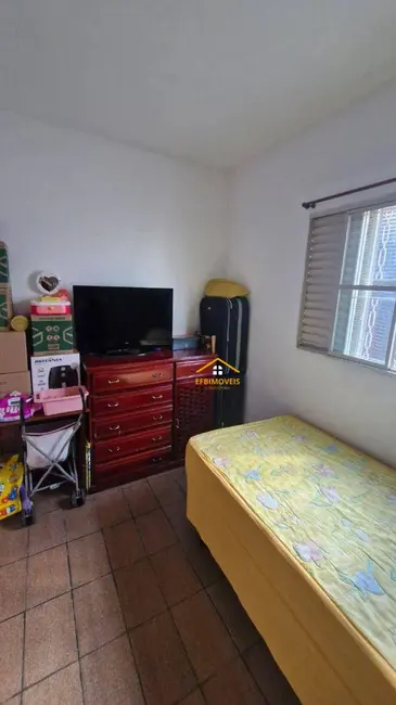 Foto 6 de Casa com 2 quartos à venda, 150m2 em Parque Residencial Klavin, Nova Odessa - SP