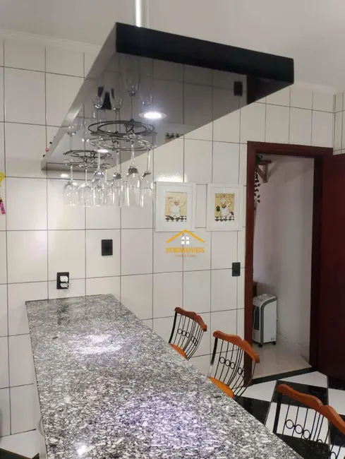 Foto 6 de Casa com 2 quartos à venda, 850m2 em Parque Residencial Klavin, Nova Odessa - SP