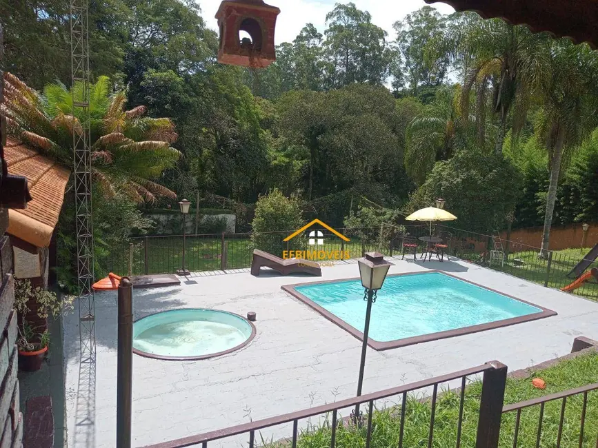 Foto 1 de Chácara com 3 quartos à venda, 2500m2 em Guaxinduva, Atibaia - SP