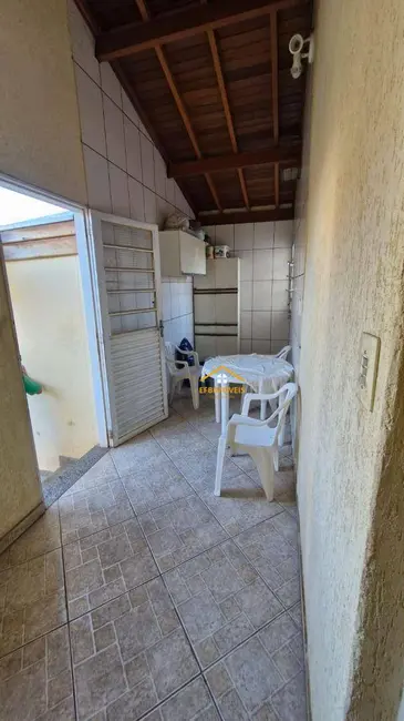 Foto 8 de Casa com 3 quartos à venda, 150m2 em Jardim Planalto, Nova Odessa - SP