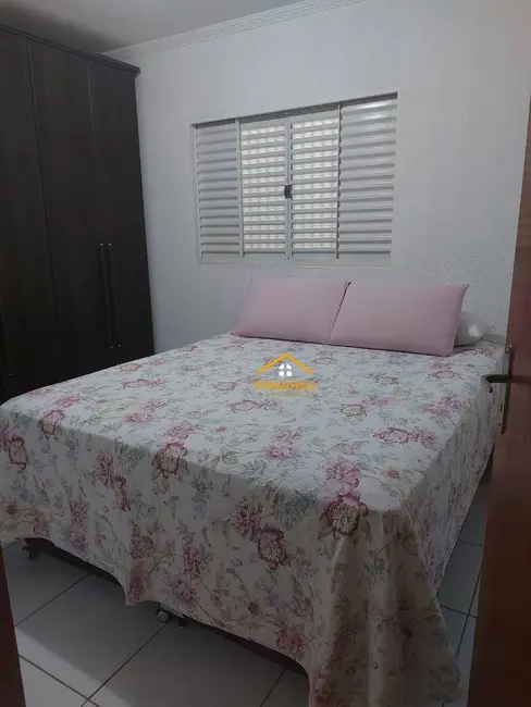 Sobrado com 2 quartos à venda, 137m2 em Jardim Marajoara, Nova Odessa - SP - imagem 2 Foto 2 de Sobrado com 2 quartos à venda, 137m2 em Jardim Marajoara, Nova Odessa - SP