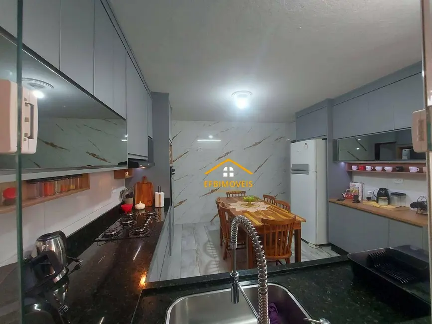 Sobrado com 2 quartos à venda, 137m2 em Jardim Marajoara, Nova Odessa - SP - imagem 1 Foto 1 de Sobrado com 2 quartos à venda, 137m2 em Jardim Marajoara, Nova Odessa - SP