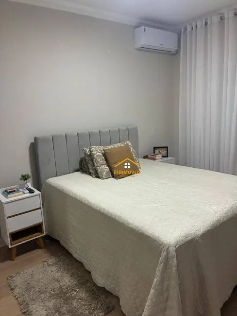Foto 2 de Casa com 2 quartos à venda, 162m2 em Jardim Santa Rita II, Nova Odessa - SP