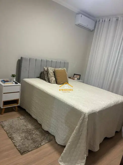 Foto 4 de Casa com 2 quartos à venda, 162m2 em Jardim Santa Rita II, Nova Odessa - SP