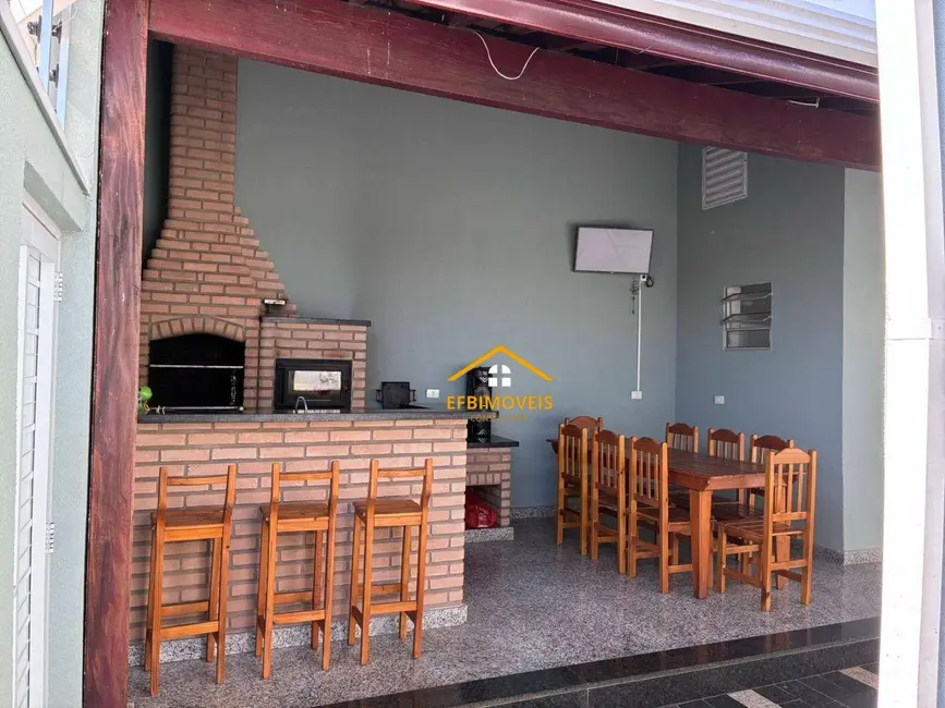Foto 1 de Casa com 2 quartos à venda, 162m2 em Jardim Santa Rita II, Nova Odessa - SP
