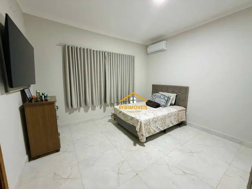 Foto 8 de Casa com 3 quartos à venda, 200m2 em Jardim Altos do Klavin, Nova Odessa - SP