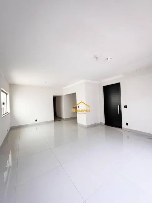 Foto 9 de Casa com 2 quartos à venda, 300m2 em Parque Residencial Klavin, Nova Odessa - SP