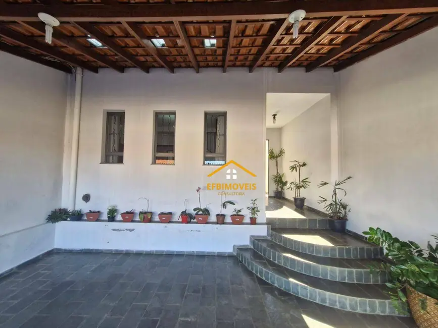 Foto 1 de Sobrado com 2 quartos à venda, 150m2 em Parque Residencial Klavin, Nova Odessa - SP