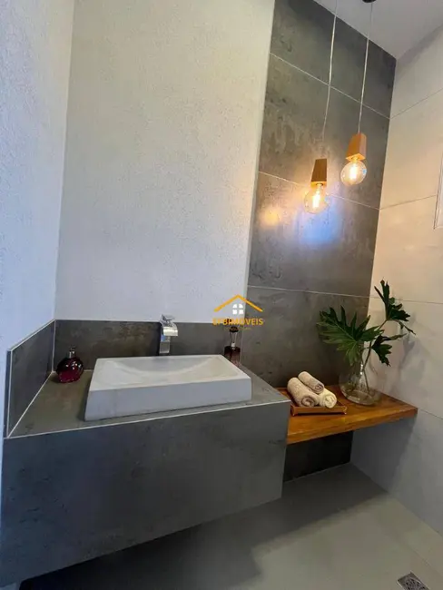 Foto 2 de Casa com 3 quartos à venda, 262m2 em Nova Odessa - SP
