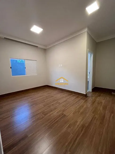 Foto 6 de Casa com 3 quartos à venda, 262m2 em Nova Odessa - SP