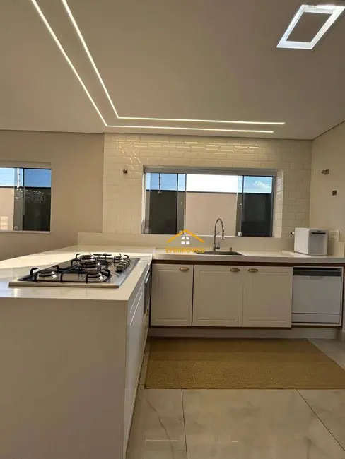 Casa com 3 quartos à venda, 453m2 em Jardim São Domingos, Americana - SP - imagem 3 Foto 3 de Casa com 3 quartos à venda, 453m2 em Jardim São Domingos, Americana - SP