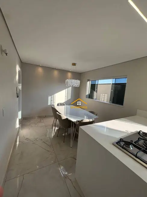 Casa com 3 quartos à venda, 453m2 em Jardim São Domingos, Americana - SP - imagem 2 Foto 2 de Casa com 3 quartos à venda, 453m2 em Jardim São Domingos, Americana - SP