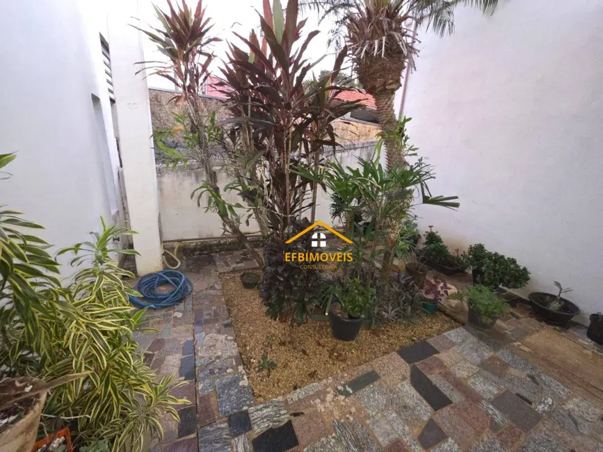 Casa com 3 quartos à venda, 480m2 em Chácara Machadinho I, Americana - SP - imagem 9 Foto 9 de Casa com 3 quartos à venda, 480m2 em Chácara Machadinho I, Americana - SP