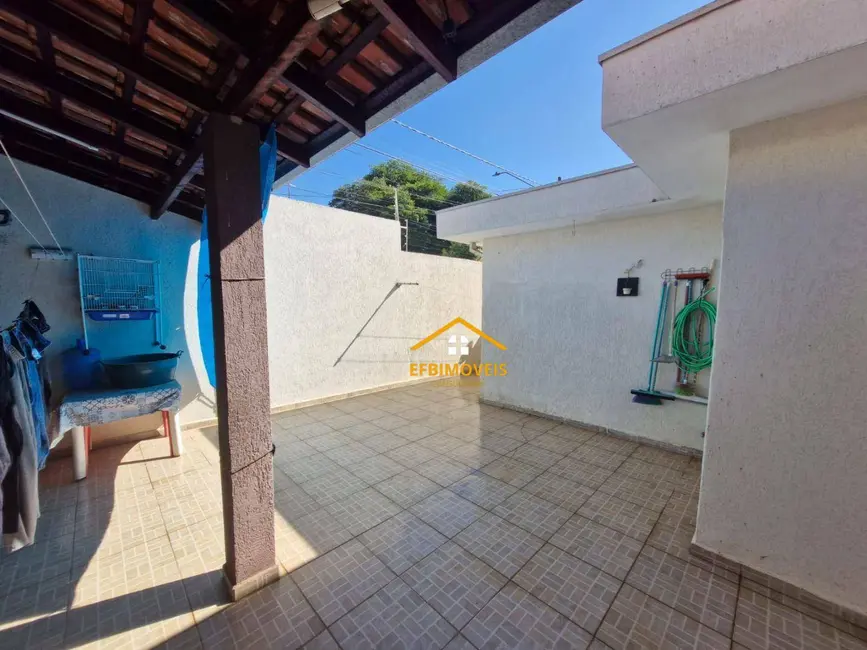 Casa com 3 quartos à venda, 270m2 em Vila Santana, Sumare - SP - imagem 4 Foto 4 de Casa com 3 quartos à venda, 270m2 em Vila Santana, Sumare - SP