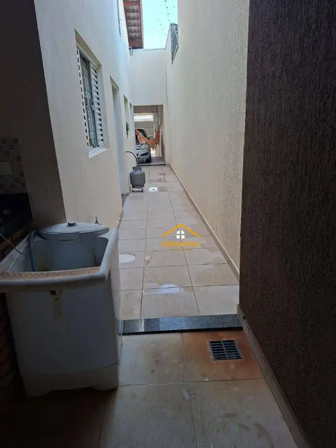 Casa com 3 quartos à venda e para alugar, 200m2 em Jardim Altos do Klavin, Nova Odessa - SP - imagem 4 Foto 4 de Casa com 3 quartos à venda e para alugar, 200m2 em Jardim Altos do Klavin, Nova Odessa - SP