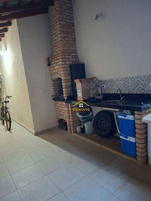 Casa com 3 quartos à venda e para alugar, 200m2 em Jardim Altos do Klavin, Nova Odessa - SP - imagem 3 Foto 3 de Casa com 3 quartos à venda e para alugar, 200m2 em Jardim Altos do Klavin, Nova Odessa - SP