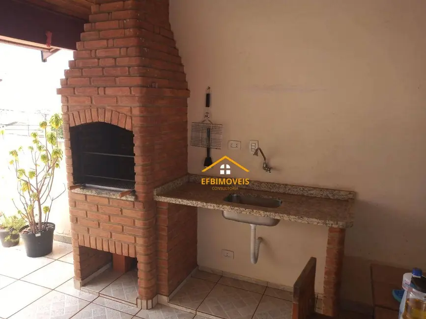 Foto 3 de Sobrado com 2 quartos à venda, 389m2 em Jardim Santa Rita I, Nova Odessa - SP