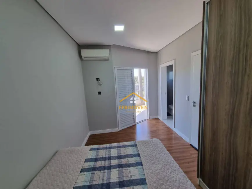 Foto 8 de Sobrado com 3 quartos à venda, 300m2 em Jardim Maria Helena, Nova Odessa - SP
