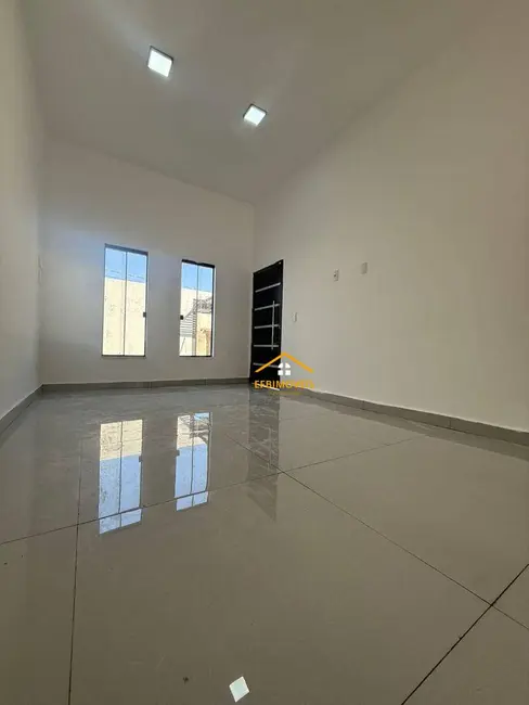 Foto 1 de Casa com 2 quartos à venda, 200m2 em Hortolandia - SP