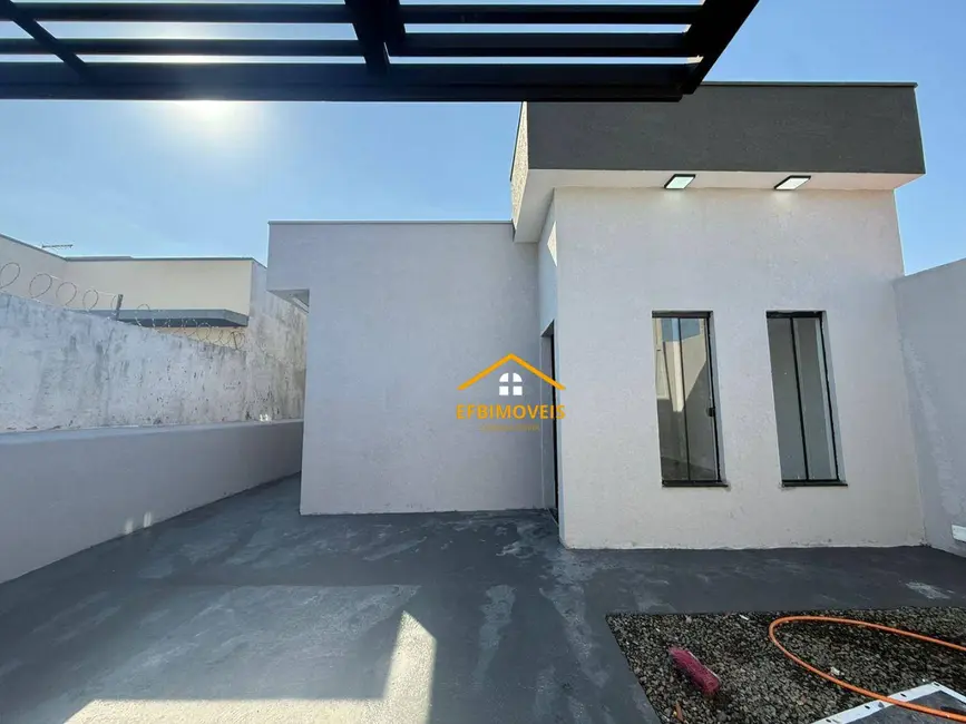 Foto 2 de Casa com 2 quartos à venda, 200m2 em Hortolandia - SP