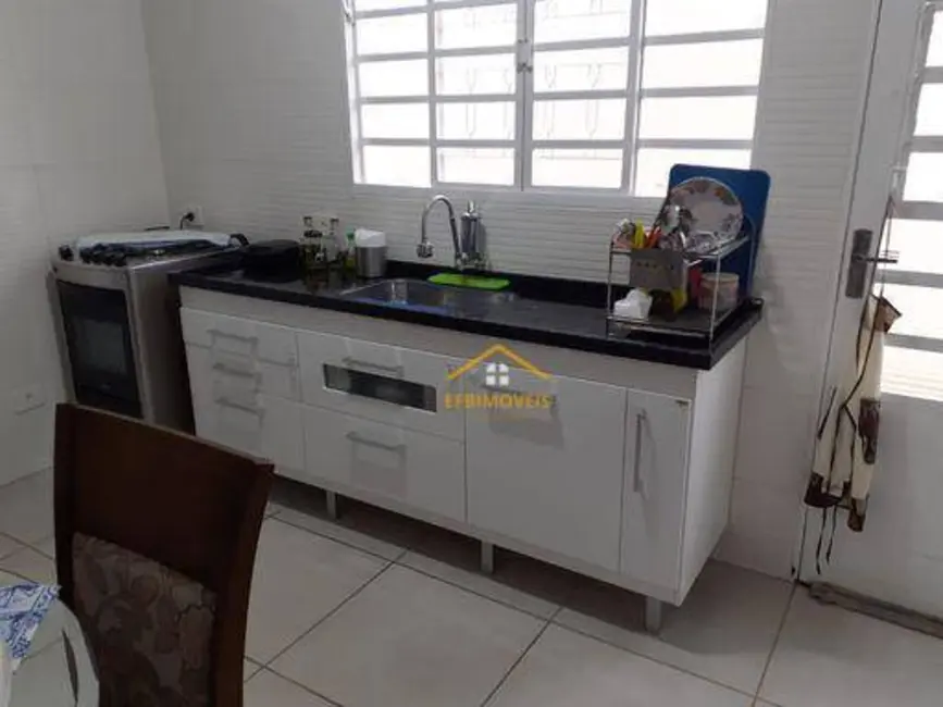 Foto 5 de Sobrado com 4 quartos à venda, 150m2 em Jardim Brasília, Americana - SP