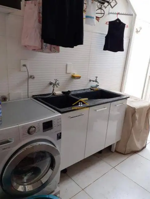 Foto 3 de Sobrado com 4 quartos à venda, 150m2 em Jardim Brasília, Americana - SP