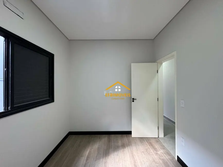 Foto 7 de Casa com 2 quartos à venda, 200m2 em Nova Odessa - SP