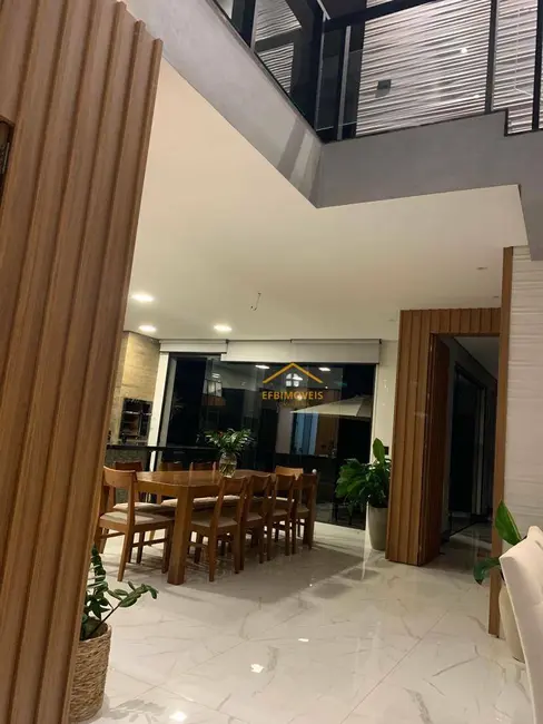 Sobrado com 3 quartos à venda, 450m2 em Americana - SP - imagem 8 Foto 8 de Sobrado com 3 quartos à venda, 450m2 em Americana - SP