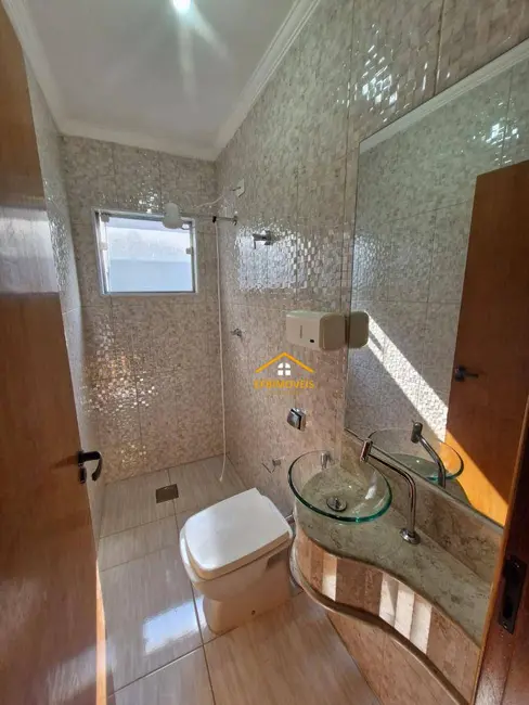 Sobrado com 5 quartos à venda, 200m2 em Jardim Altos do Klavin, Nova Odessa - SP - imagem 5 Foto 5 de Sobrado com 5 quartos à venda, 200m2 em Jardim Altos do Klavin, Nova Odessa - SP