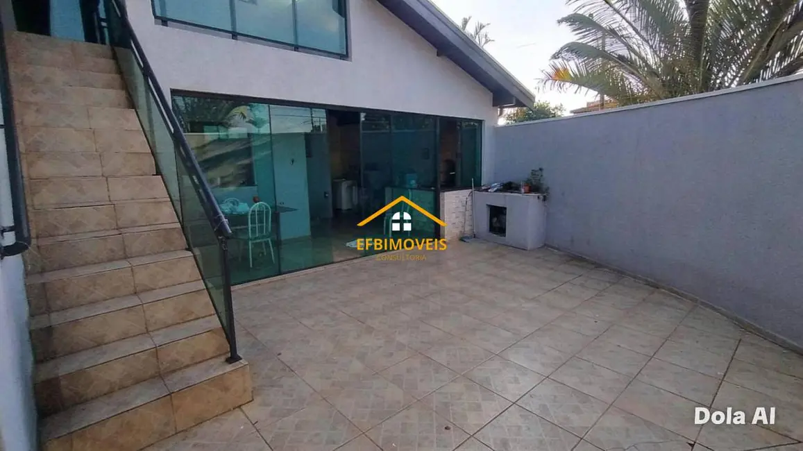 Foto 1 de Casa com 4 quartos à venda, 178m2 em Jardim Brasília, Americana - SP