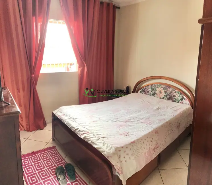 Foto 9 de Casa com 3 quartos à venda, 210m2 em Jardim Indaiá, Poa - SP