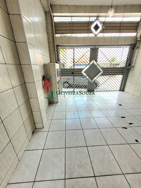 Foto 2 de Casa com 3 quartos para alugar, 70m2 em Vila Santa Teresinha, São Paulo - SP