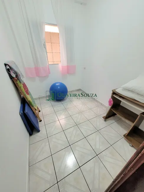 Foto 8 de Casa com 3 quartos para alugar, 70m2 em Vila Santa Teresinha, São Paulo - SP