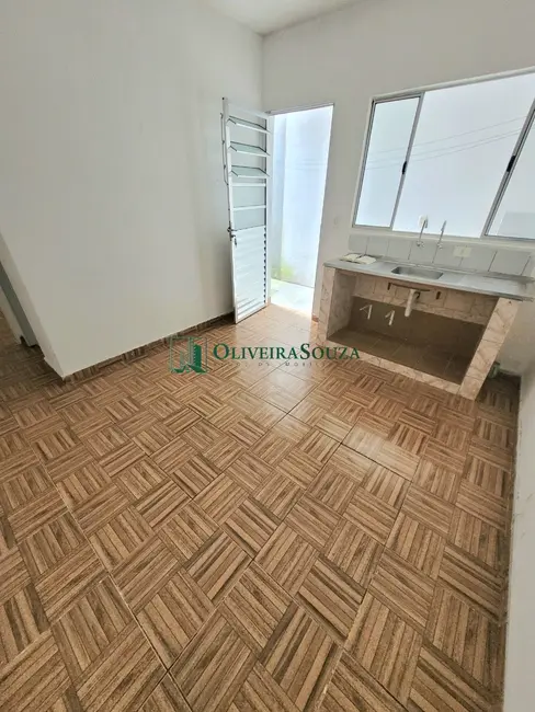 Foto 2 de Casa com 1 quarto para alugar, 35m2 em Parada XV de Novembro, São Paulo - SP