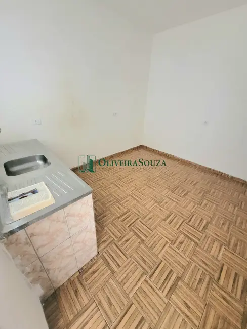 Foto 3 de Casa com 1 quarto para alugar, 35m2 em Parada XV de Novembro, São Paulo - SP