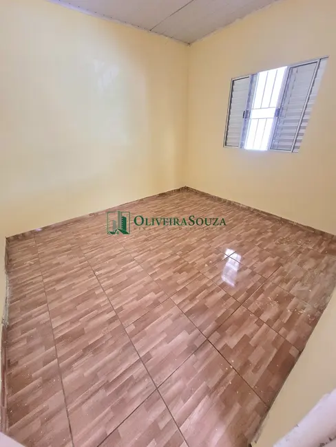 Foto 3 de Casa com 2 quartos para alugar, 80m2 em Itaquera, São Paulo - SP